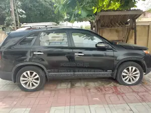 Kia Sorento 2012 Black
