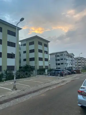 2bdrm Apartment in Borteyman Snnit, Tema Metropolitan for rent