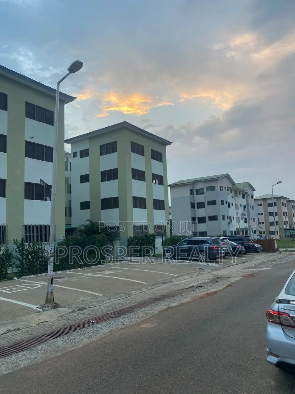 2bdrm Apartment in Borteyman Snnit, Tema Metropolitan for rent