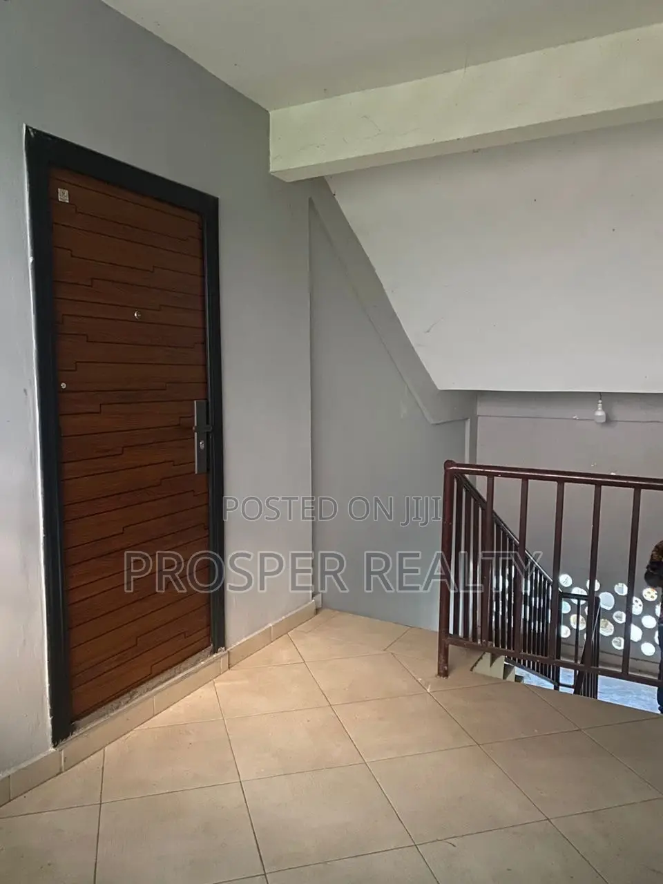 2bdrm Apartment in Borteyman Snnit, Tema Metropolitan for rent