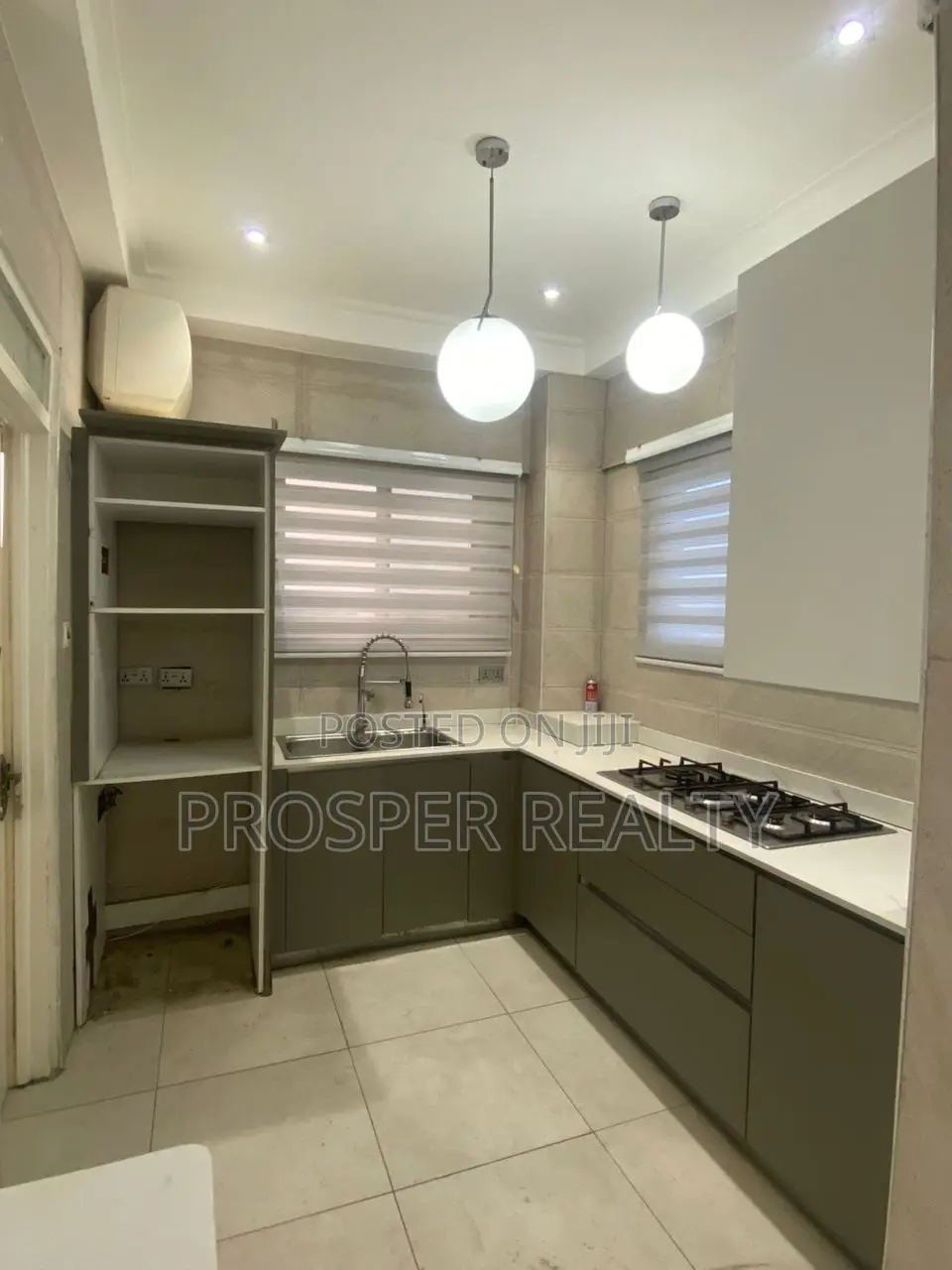 2bdrm Apartment in Borteyman Snnit, Tema Metropolitan for rent