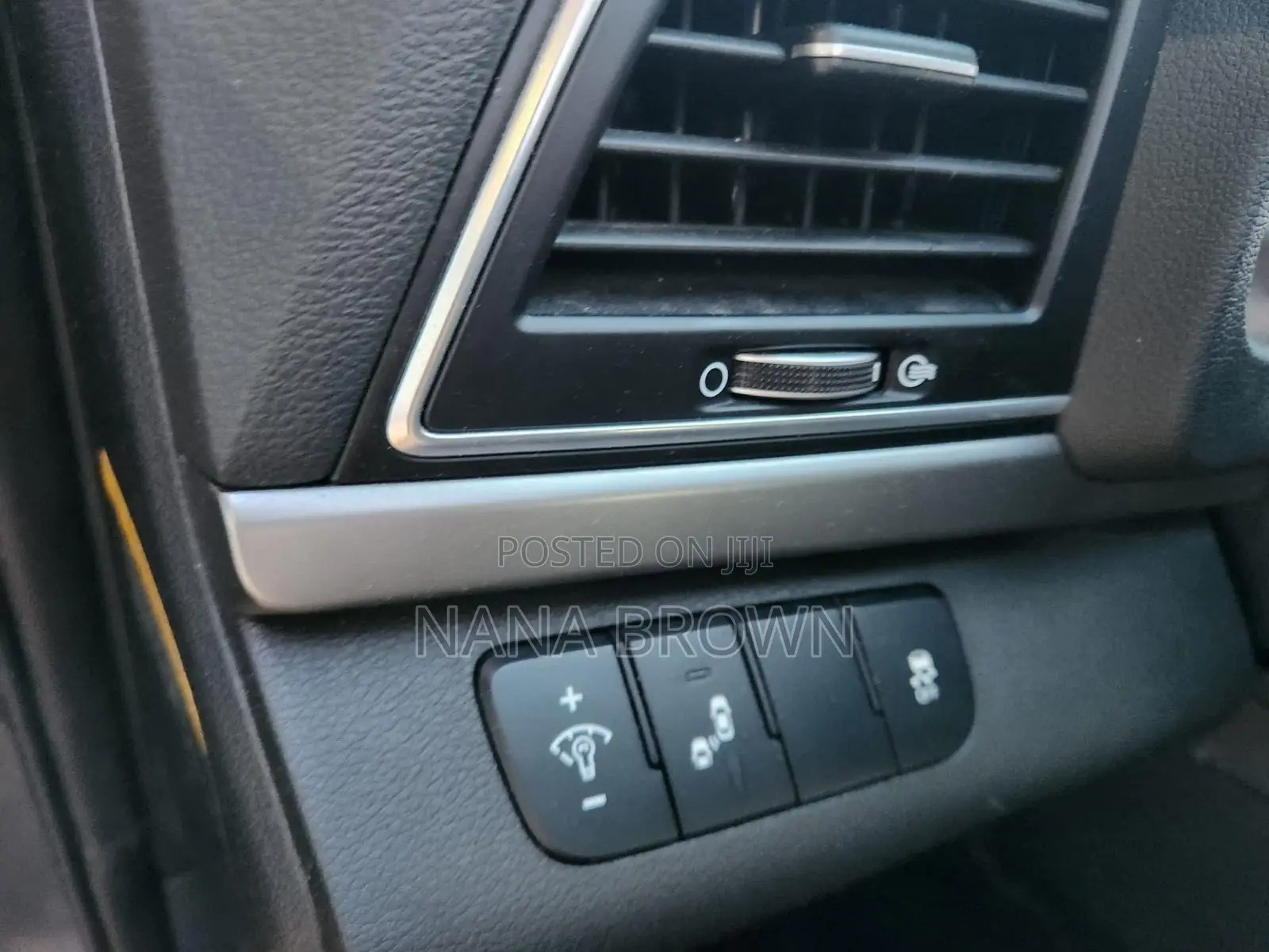 Hyundai Elantra Limited Sedan FWD (2.0L 4cyl 6A) 2017