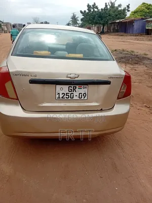 Chevrolet Optra 2010 Gold
