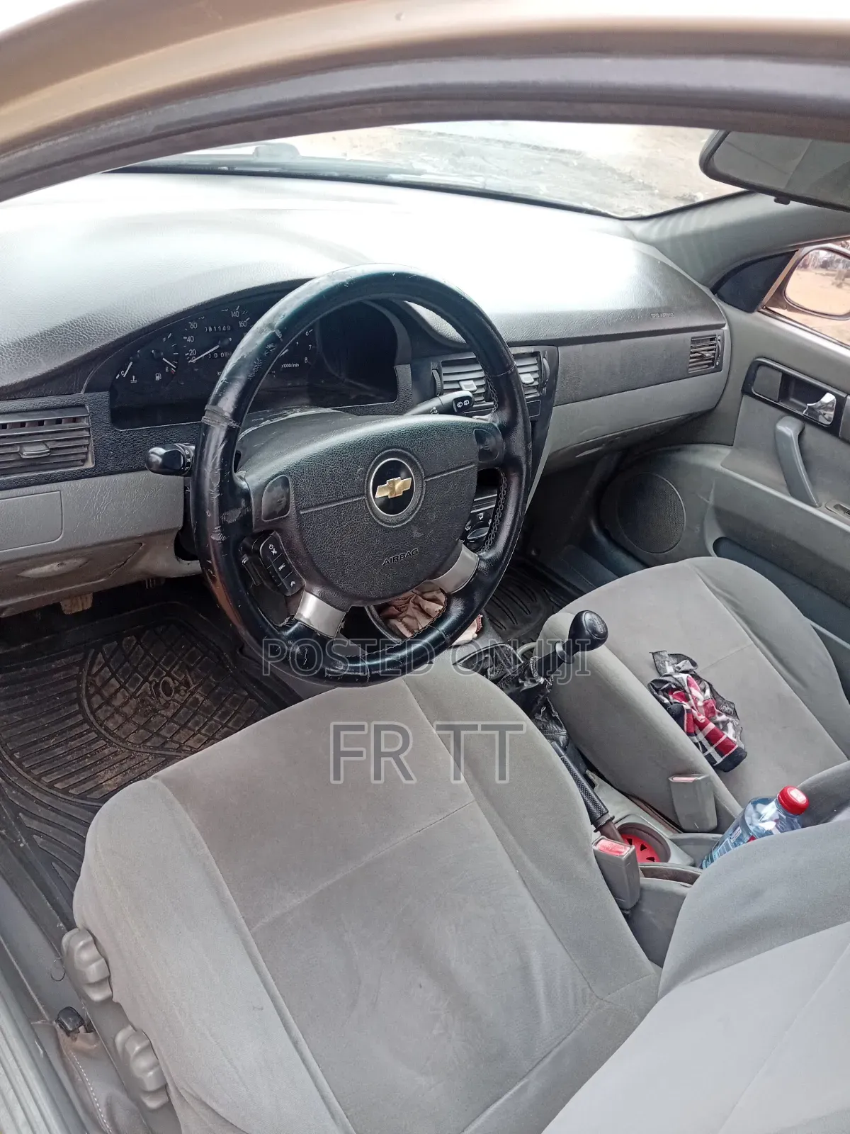 Chevrolet Optra 2010 Gold