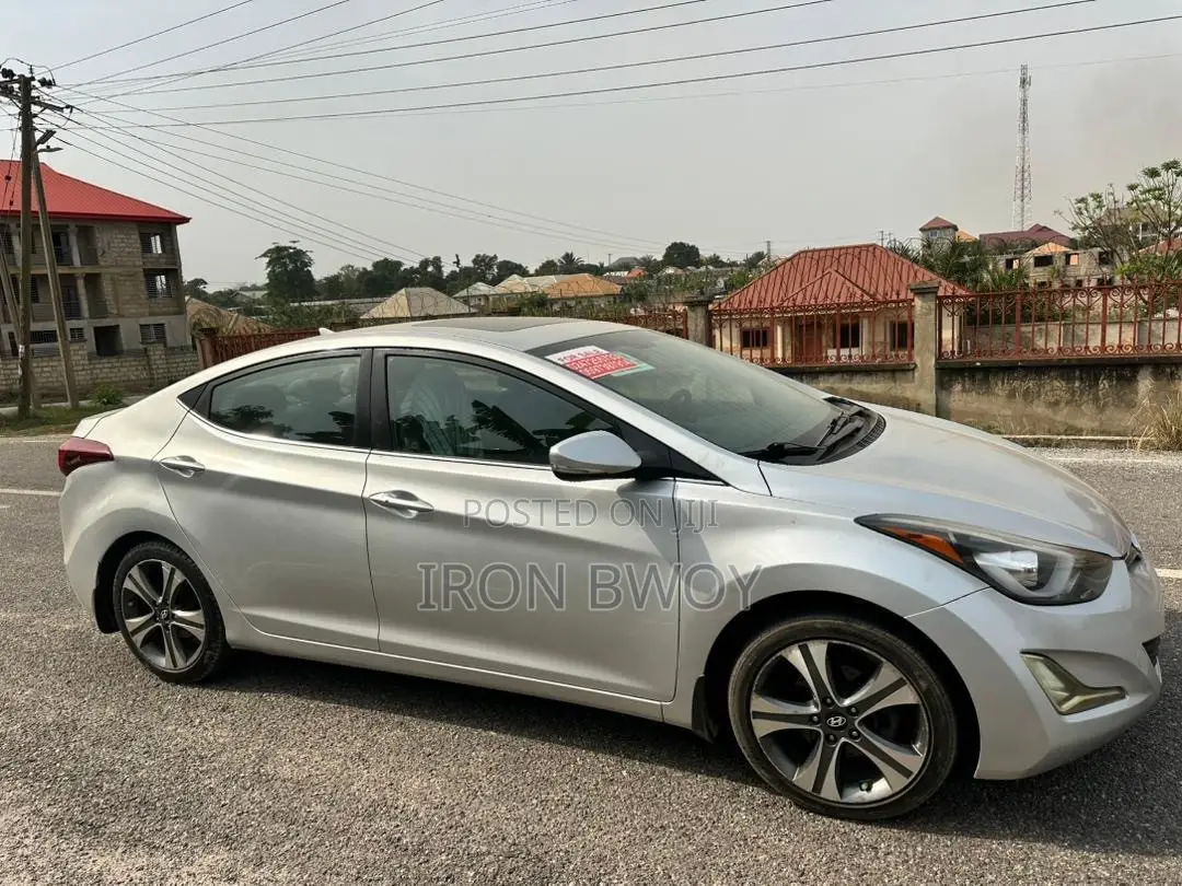 Hyundai Elantra Limited 4dr Sedan (1.8L 4cyl 6A) 2014 Silver