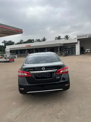 Nissan Sentra 2016 Black