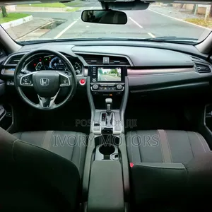 Honda Civic 2019 Silver