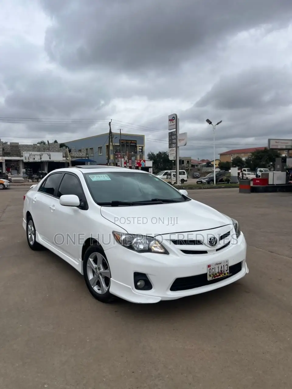 Toyota Corolla 2013 White