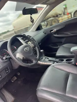 Toyota Corolla 2013 White