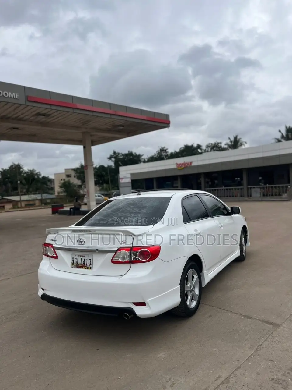 Toyota Corolla 2013 White