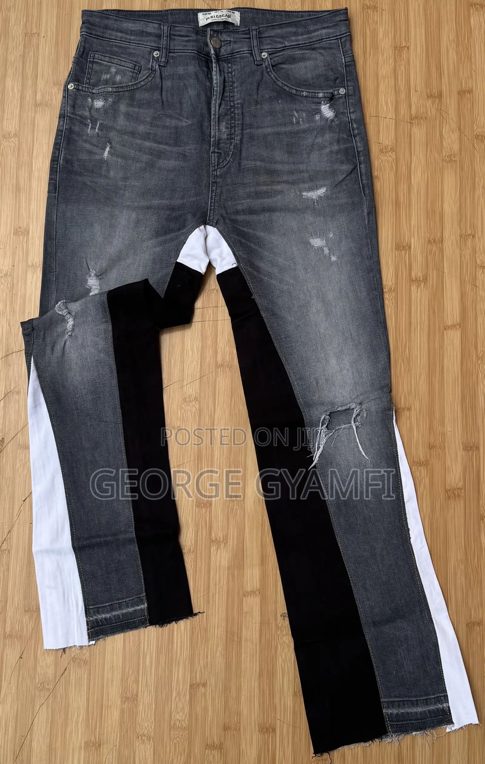 Flared/Bootcut Jeans