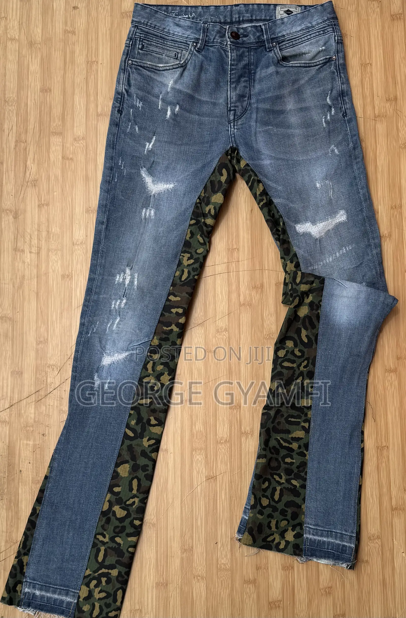 Flared/Bootcut Jeans