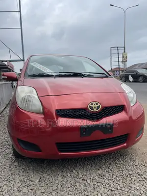 Toyota Vitz 1.3 FWD 5dr 2010 Orange
