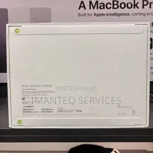 New Laptop Apple MacBook Pro 2025 M5 24GB Apple M5 SSD 1T