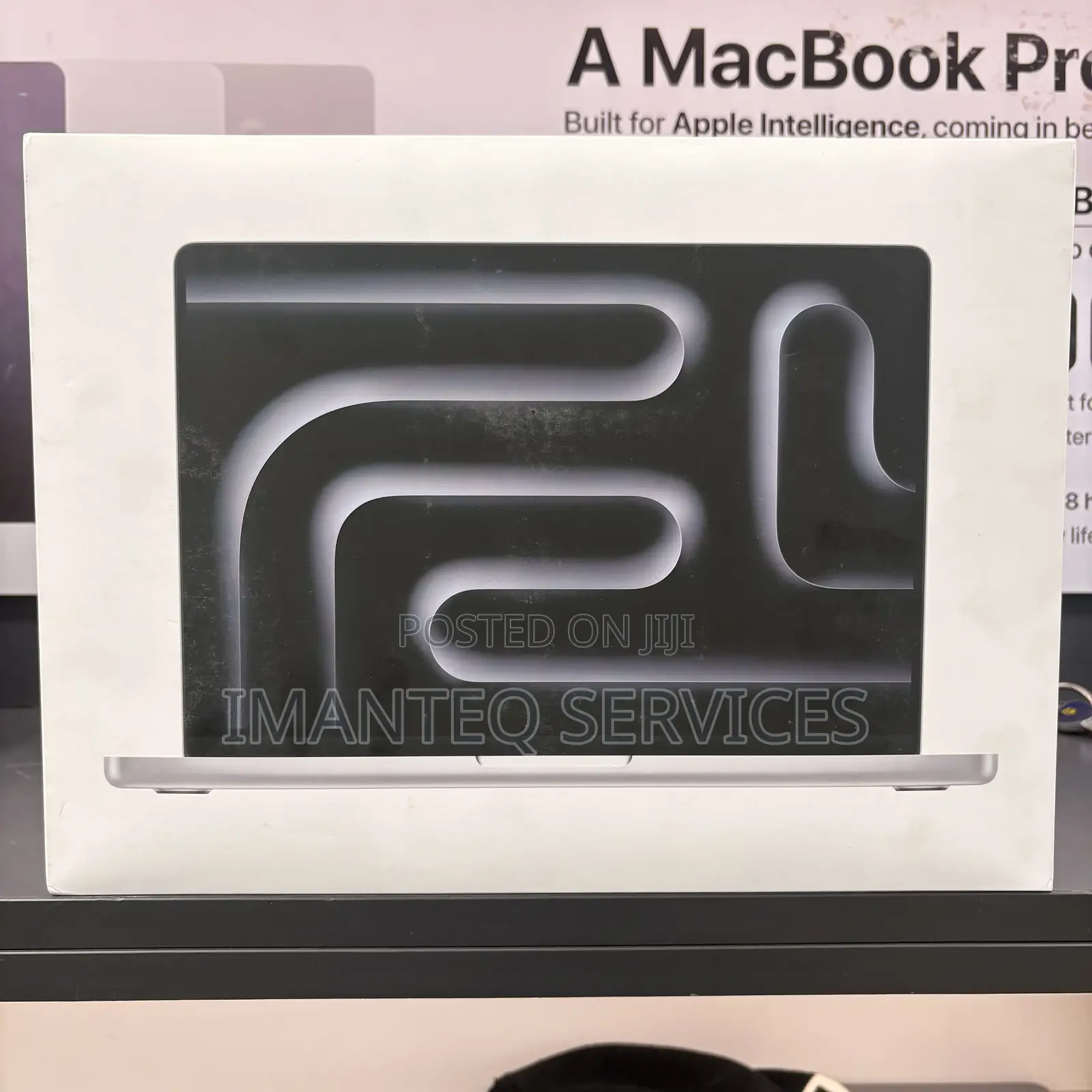 New Laptop Apple MacBook Pro 2025 M5 24GB Apple M5 SSD 1T