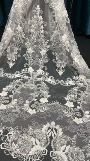 Chantilly Luxurious Lace