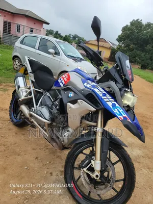 BMW 1200 2018 Blue