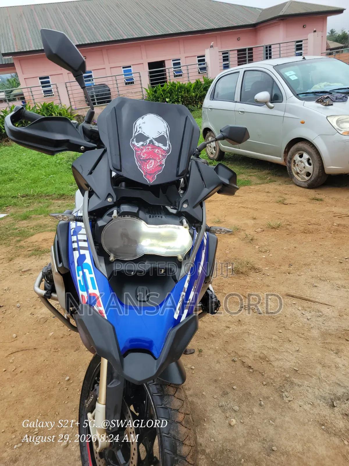 BMW 1200 2018 Blue