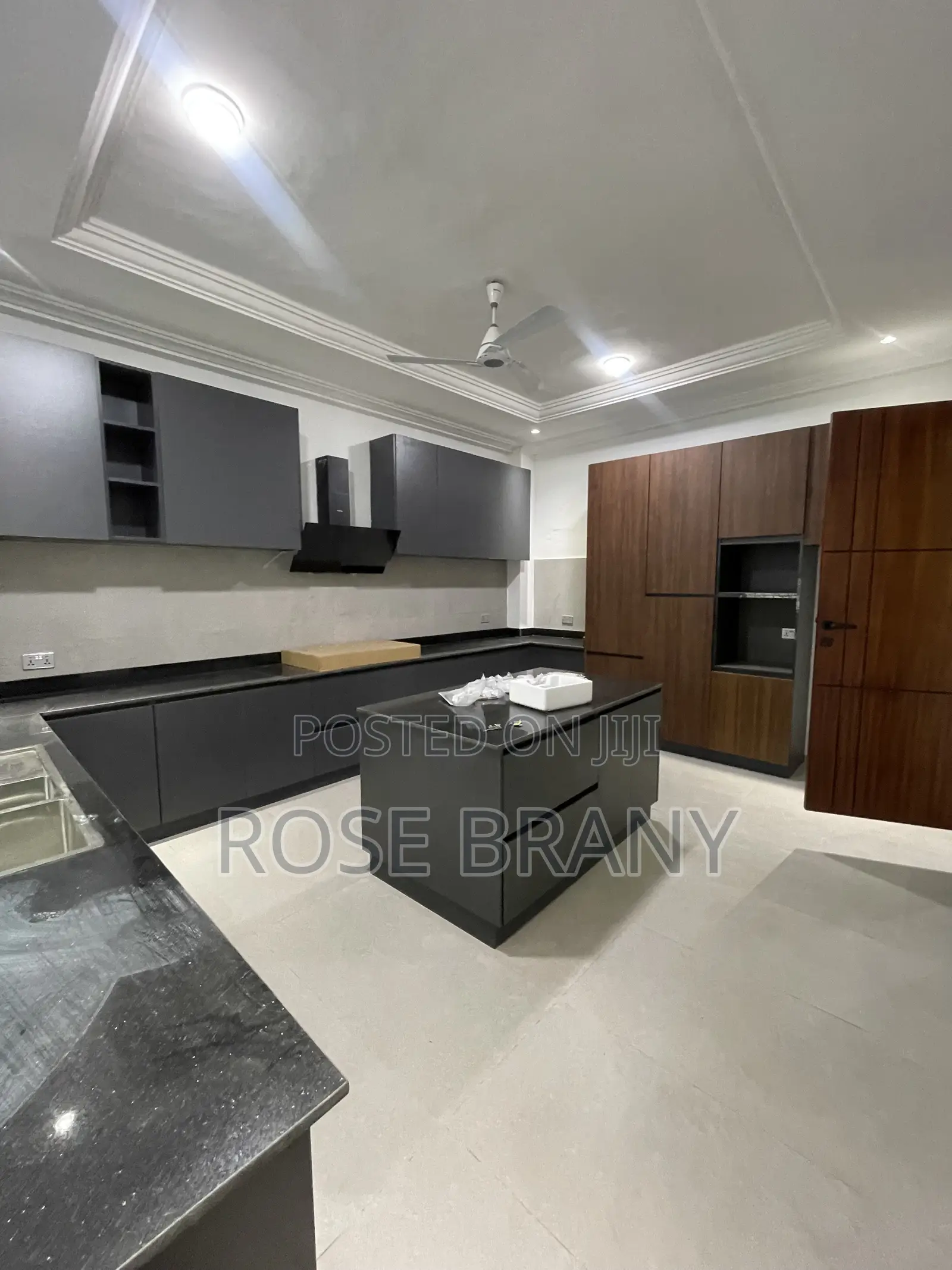 4bdrm House in Palm Ridge, Accra Metropolitan for rent