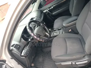 Kia Sorento 2011 Silver