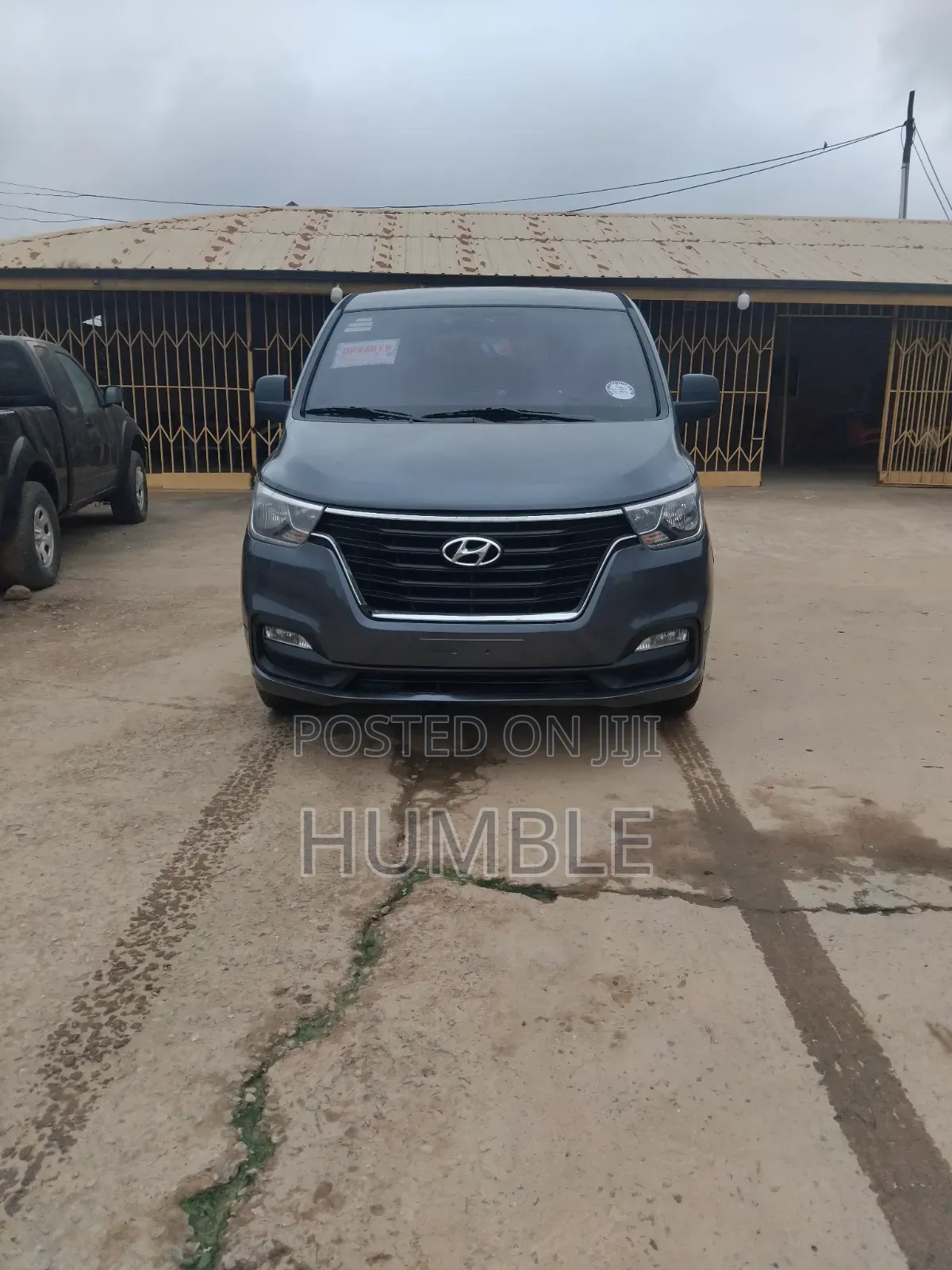 Hyundai H200 2018 Silver
