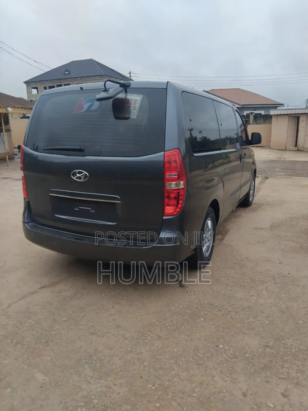Hyundai H200 2018 Silver