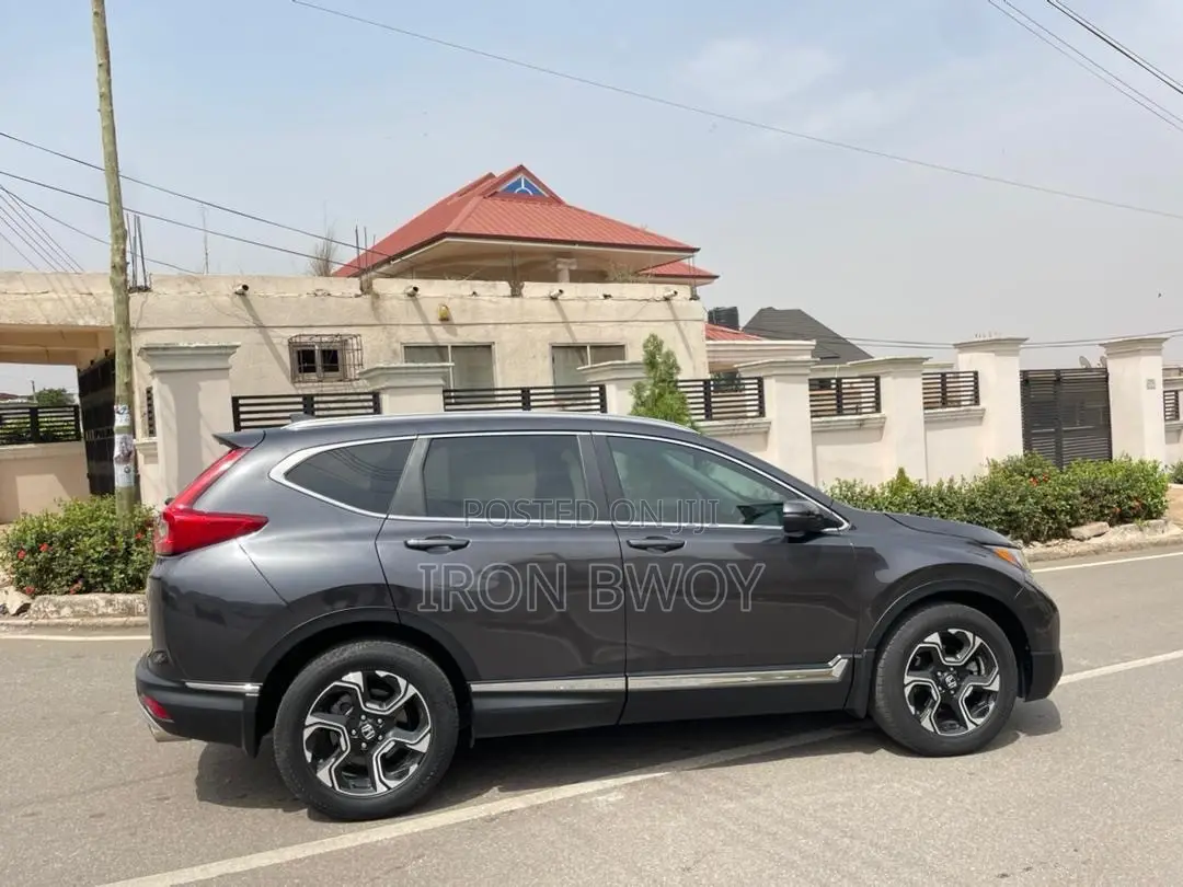 Honda CR-V Touring FWD 2018 Gray