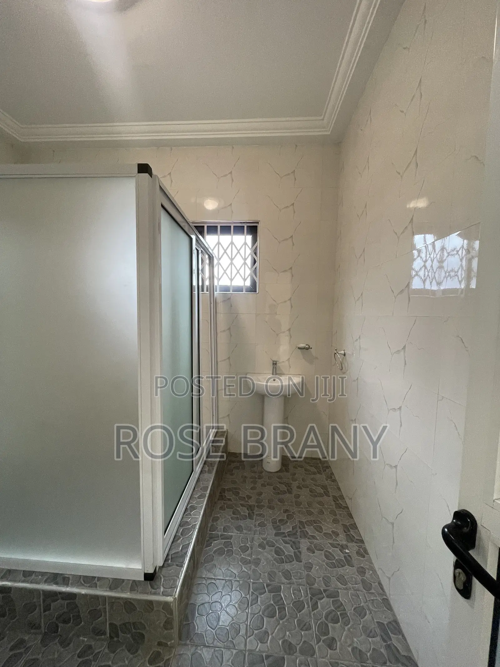 4bdrm House in Accra Metropolitan for rent