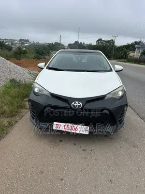Toyota Corolla 2014 White
