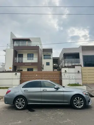 Mercedes-Benz C300 Sport 4Matic Sedan AWD (2.0L 4cyll 7A) 2016 Gray