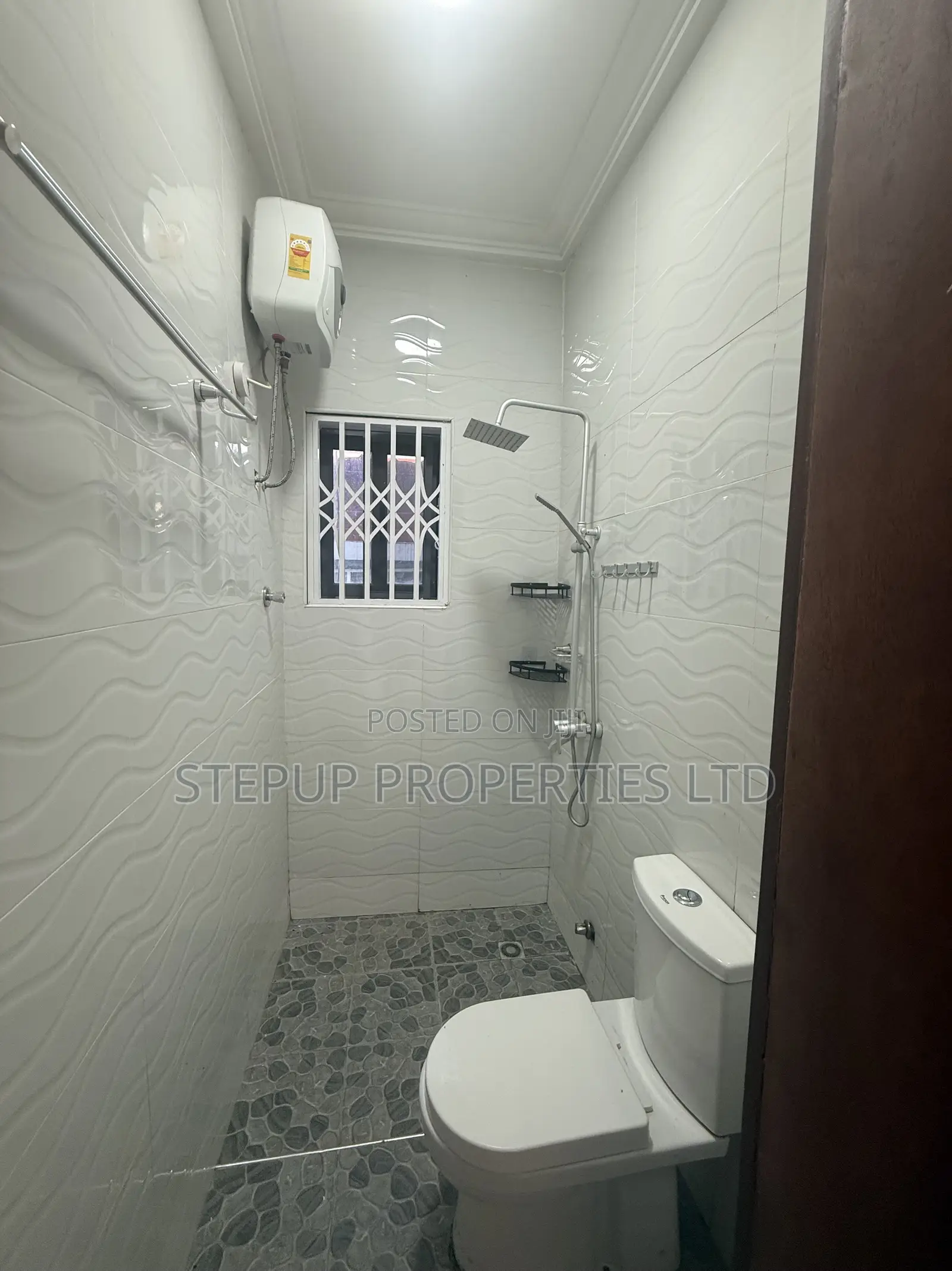 1bdrm Apartment in Lakeside for rent
