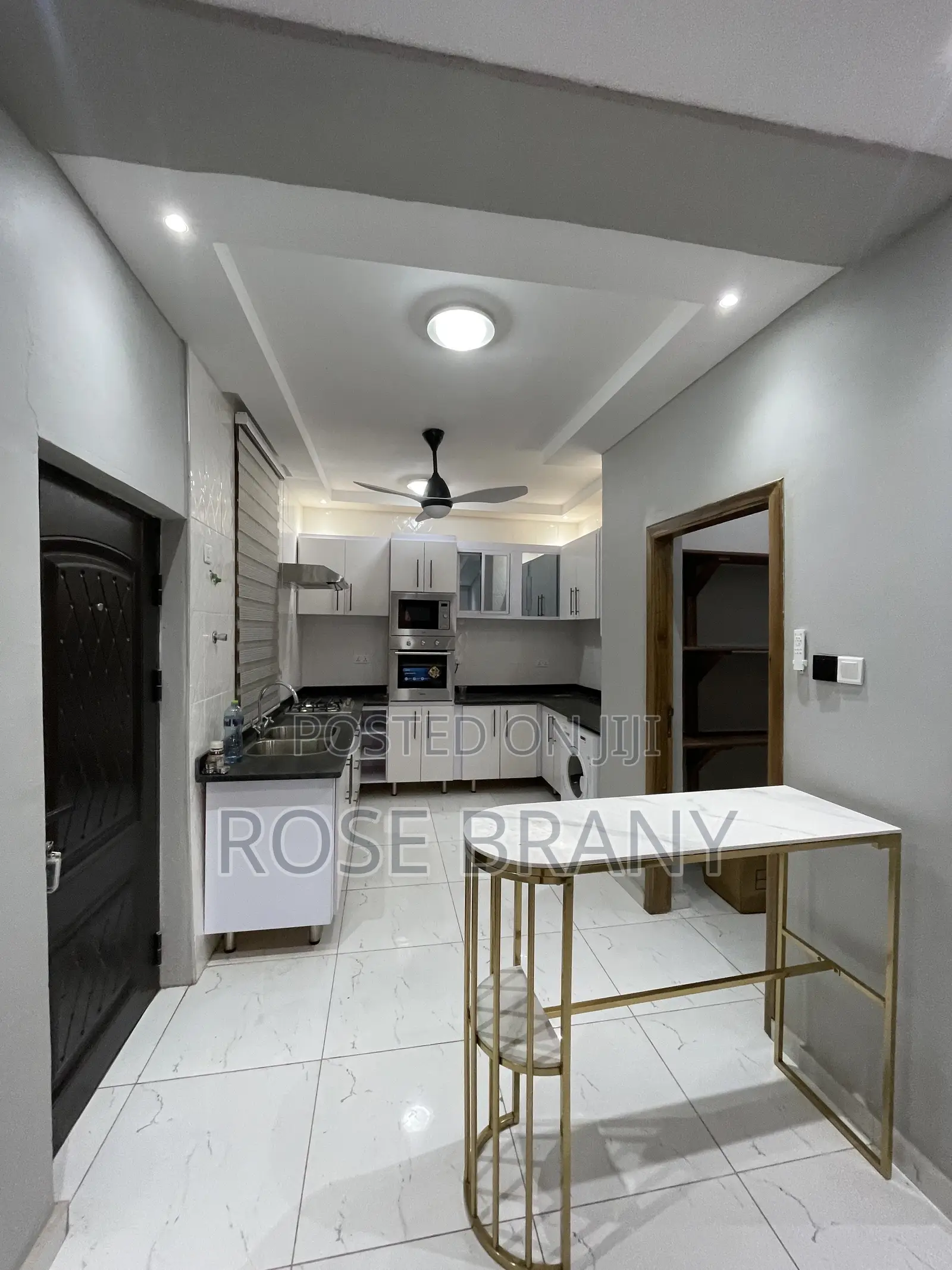 4bdrm House in Accra Metropolitan for sale