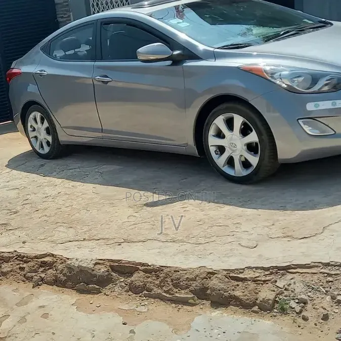 Hyundai Elantra 2017 Gray