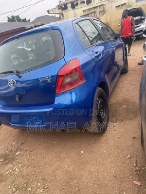 Toyota Yaris 2010 Blue