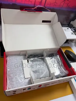 Nintendo Switch Standard (32GB SSD + 4GB RAM Speed)