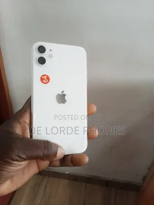 Apple iPhone 11 64 GB White