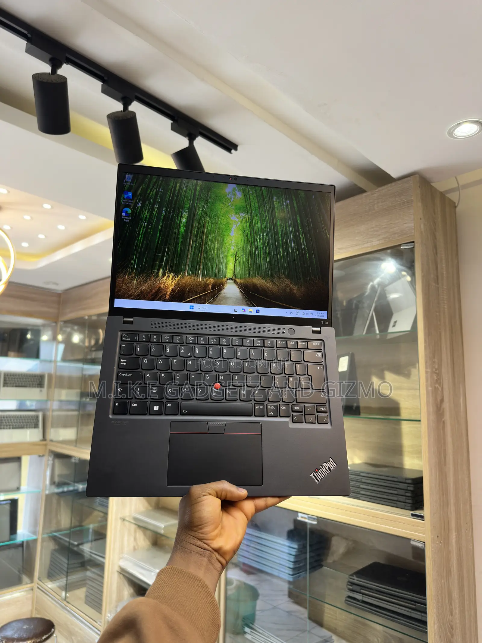 Laptop Lenovo ThinkPad T14s G4 16GB Intel Core i5 SSD 512GB