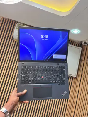 Laptop Lenovo ThinkPad T14s G4 16GB Intel Core i5 SSD 512GB