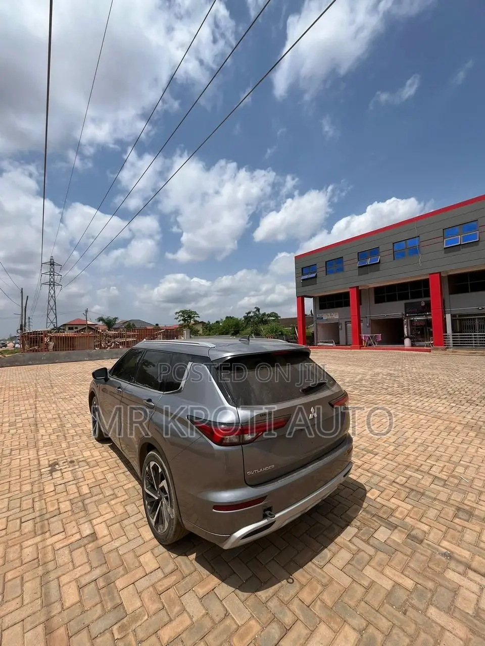 Mitsubishi Outlander 2022 Gray