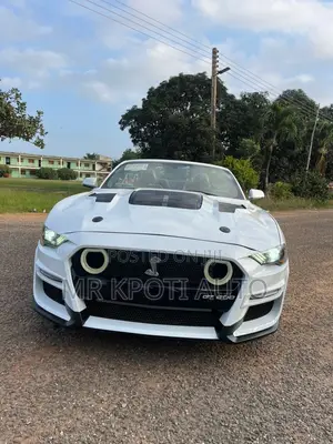 Ford Mustang 2020 White