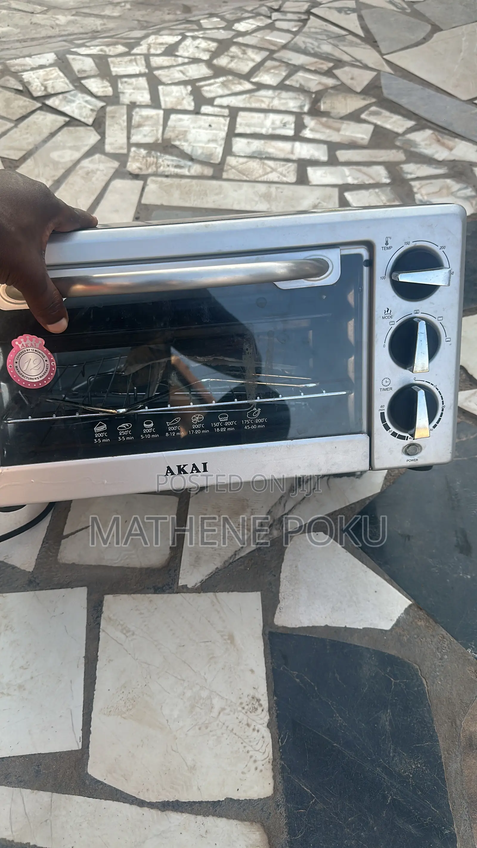 22 Liters Akai Electric Oven