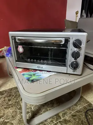 22 Liters Akai Electric Oven