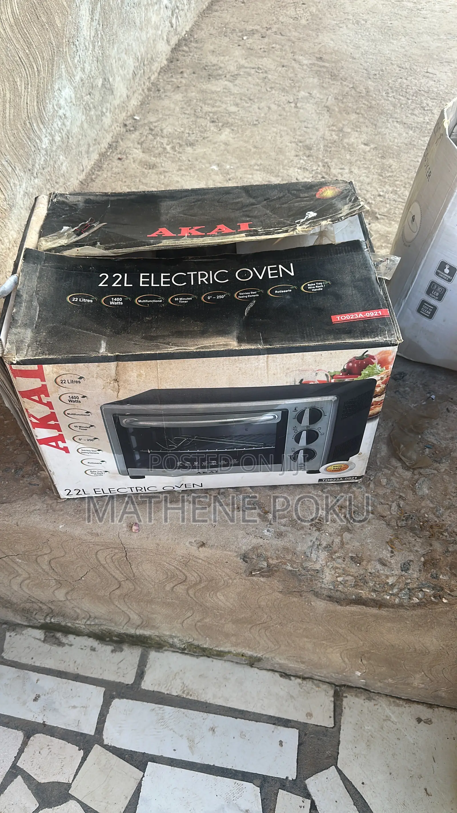 22 Liters Akai Electric Oven