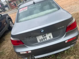 BMW 525i 2005 Gray
