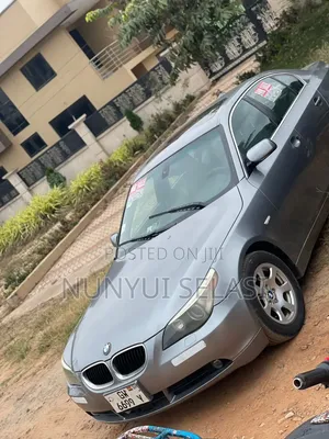 BMW 525i 2005 Gray