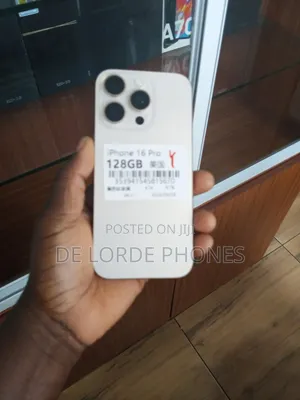 Apple iPhone 16 Pro 128 GB Gold
