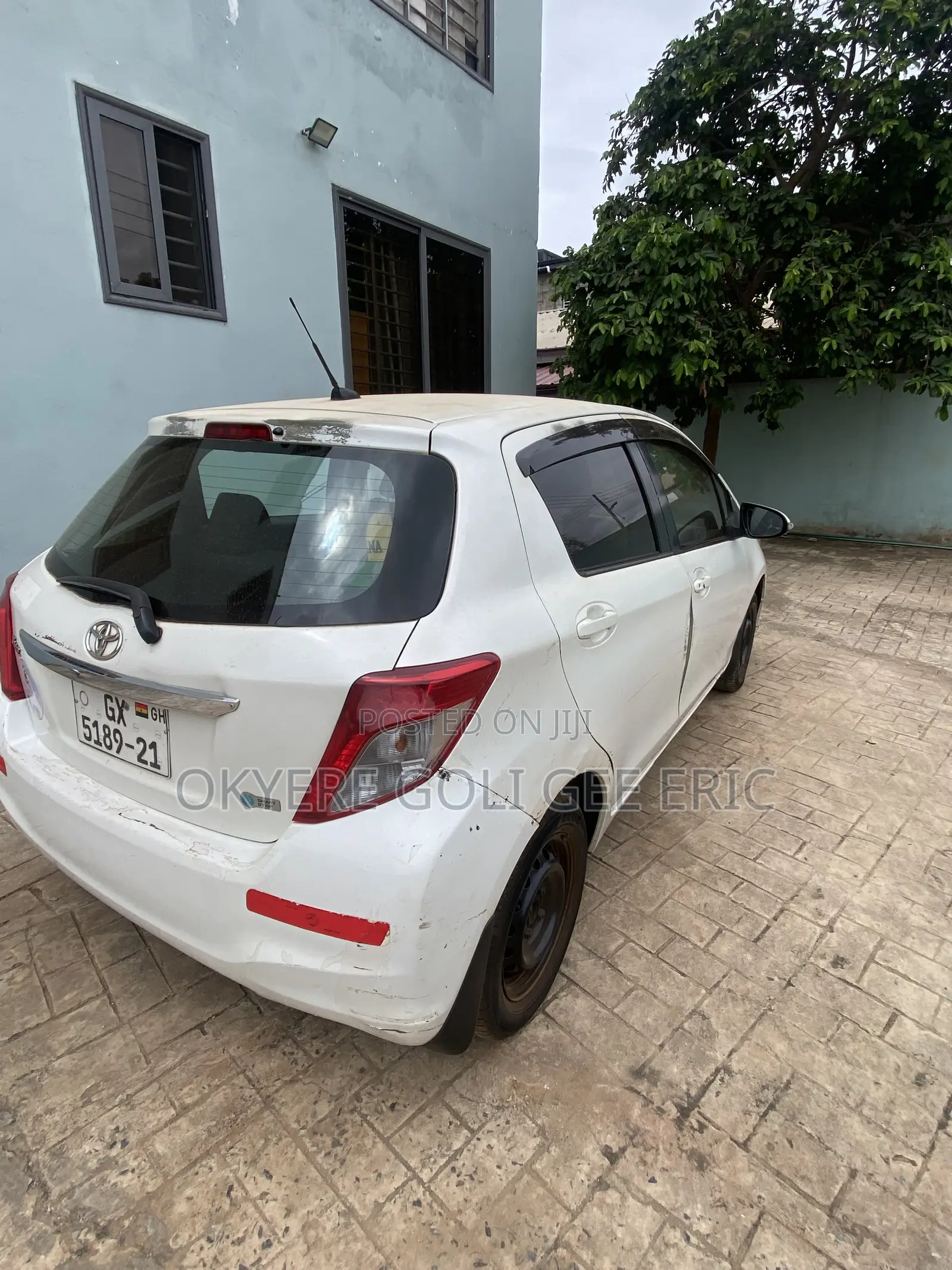 Toyota Vitz 1.3 AWD 3dr 2010 Off white