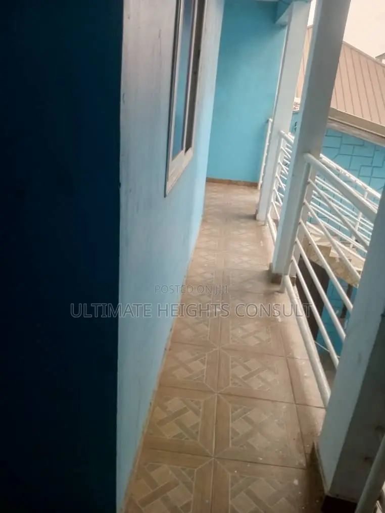 1bdrm Apartment in Lapaz Israel, Nyanmekye for rent