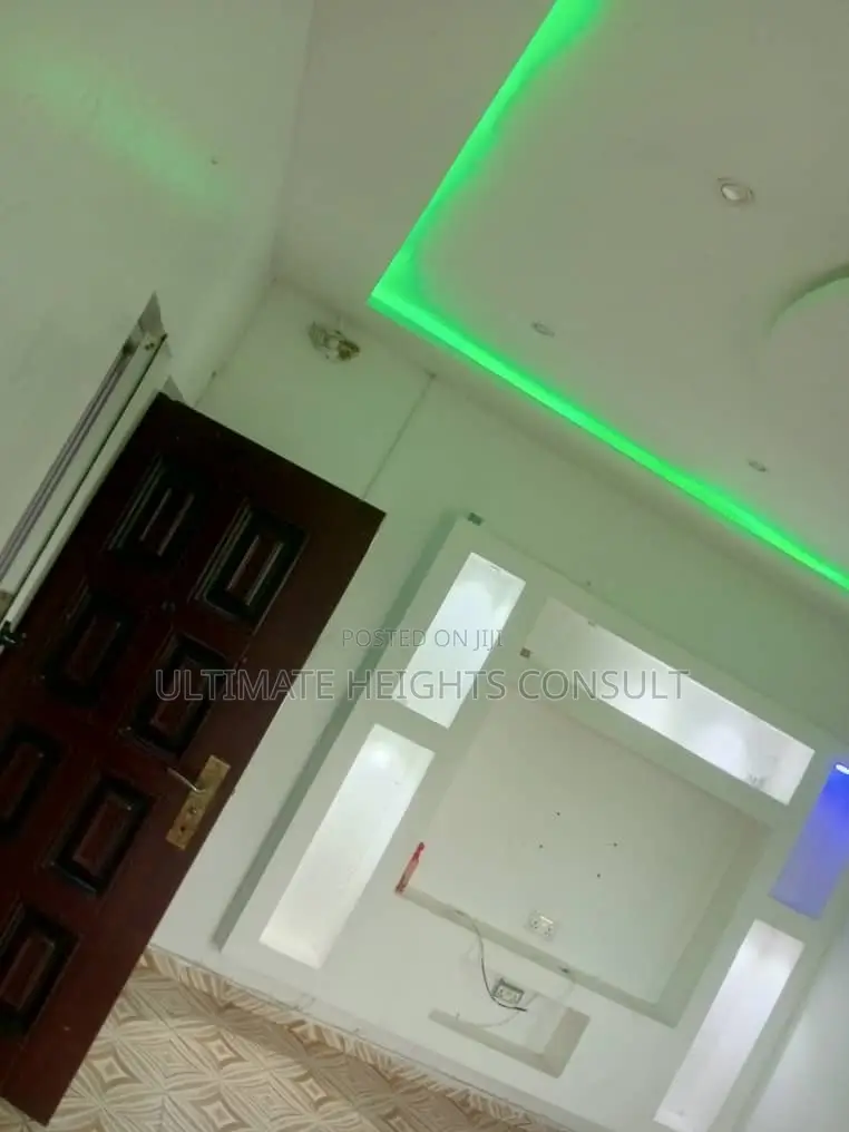 1bdrm Apartment in Lapaz Israel, Nyanmekye for rent