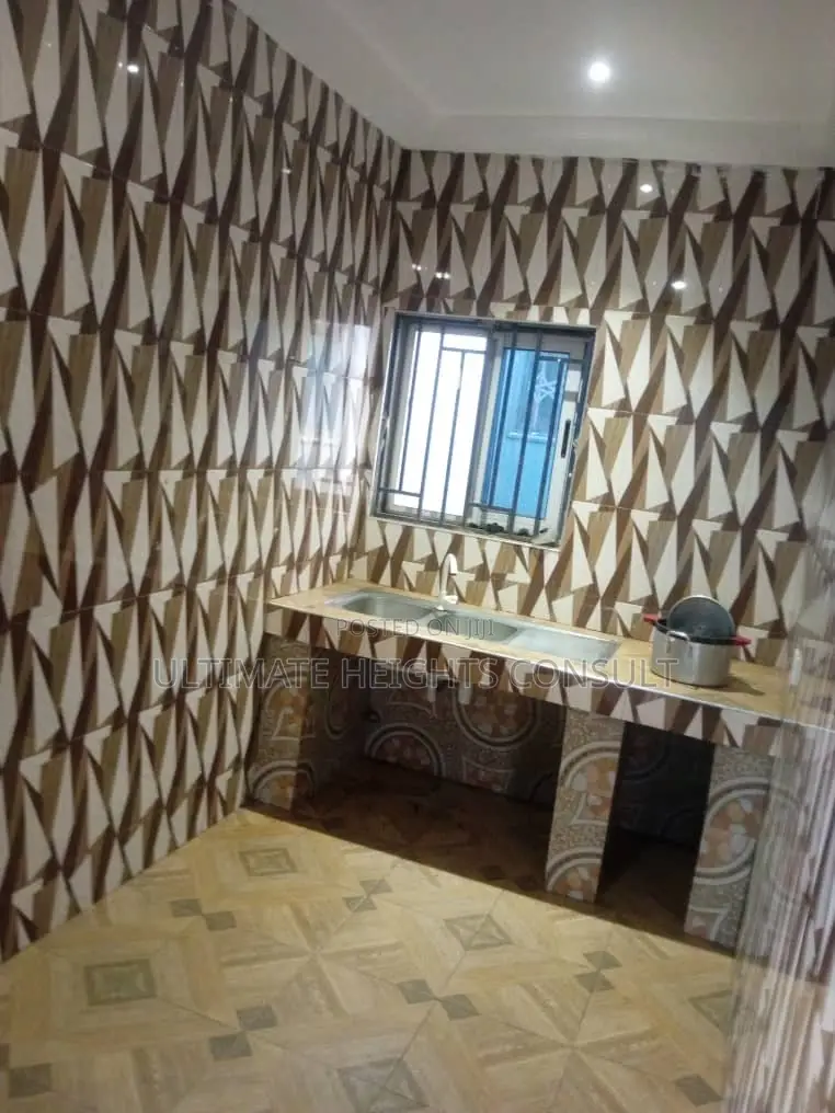 1bdrm Apartment in Lapaz Israel, Nyanmekye for rent